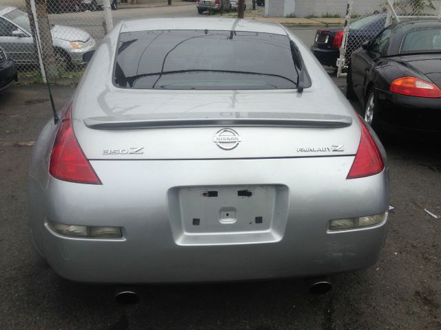 Nissan 350Z 5DR 7-pass VAN I4 FWD Coupe