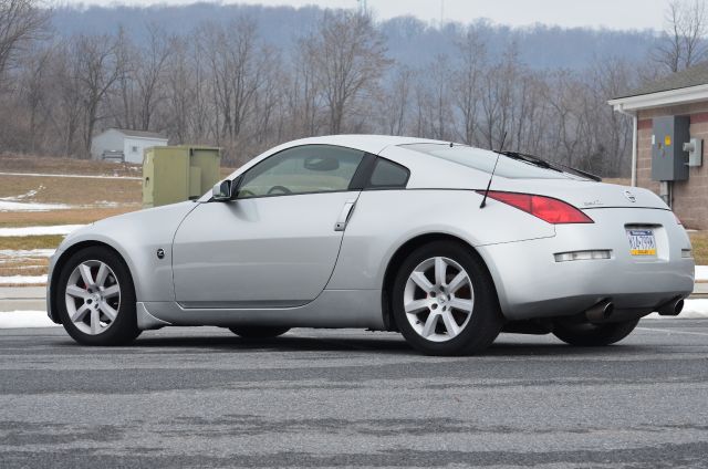 Nissan 350Z 2003 photo 2