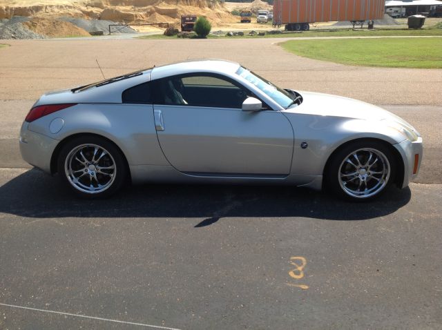 Nissan 350Z 2003 photo 2