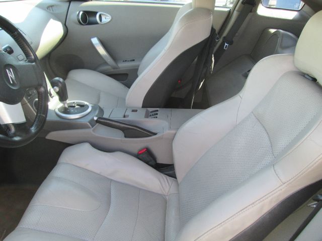 Nissan 350Z 2003 photo 2