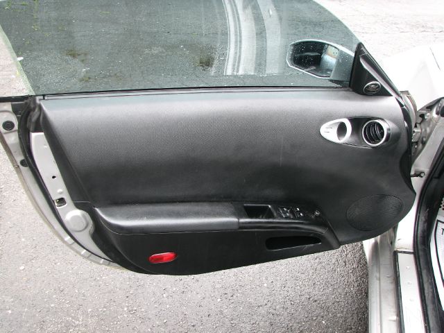 Nissan 350Z 2003 photo 2