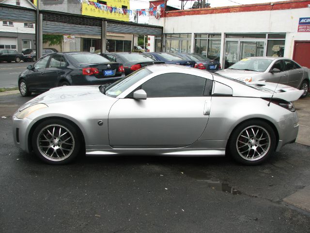 Nissan 350Z 2003 photo 9