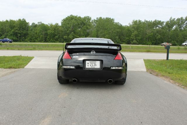 Nissan 350Z 2003 photo 2