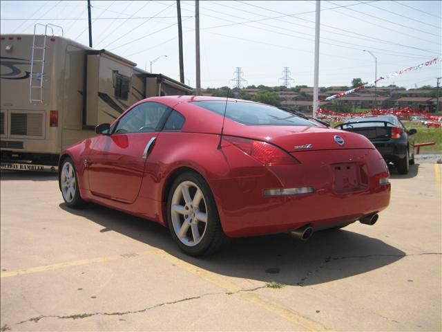 Nissan 350Z 2003 photo 2