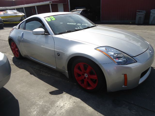 Nissan 350Z 2003 photo 1