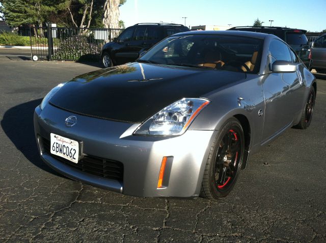 Nissan 350Z 2003 photo 1