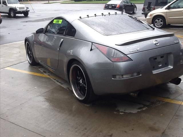 Nissan 350Z 2003 photo 2