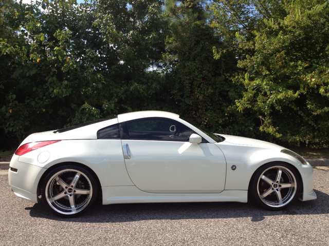 Nissan 350Z 2004 photo 2