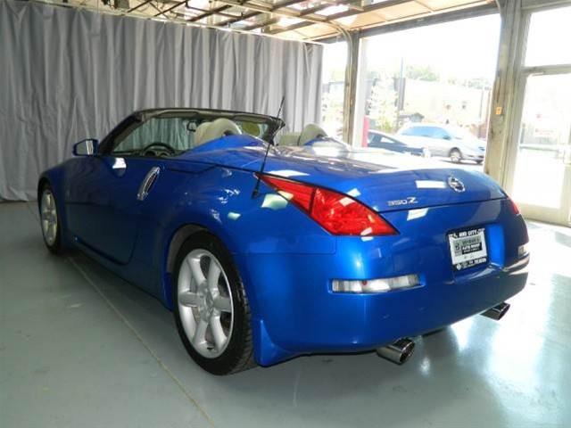 Nissan 350Z 2004 photo 1