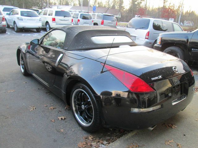Nissan 350Z 2004 photo 1
