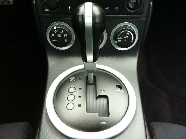 Nissan 350Z 2004 photo 21