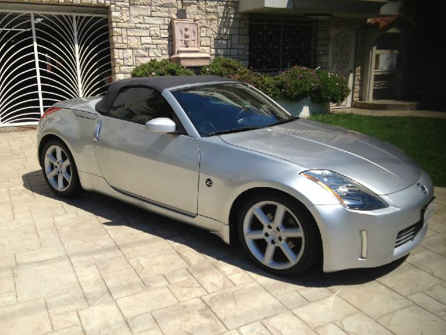 Nissan 350Z 2004 photo 2