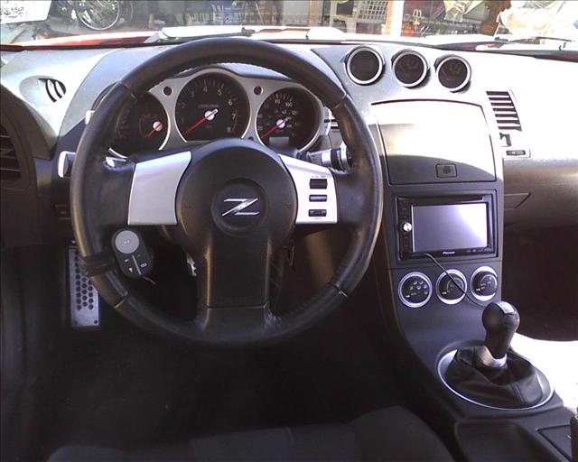 Nissan 350Z 2004 photo 1
