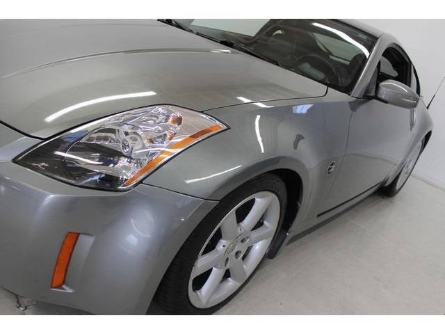 Nissan 350Z 2004 photo 2
