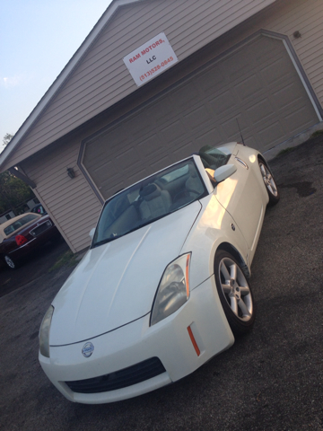 Nissan 350Z 2005 photo 2