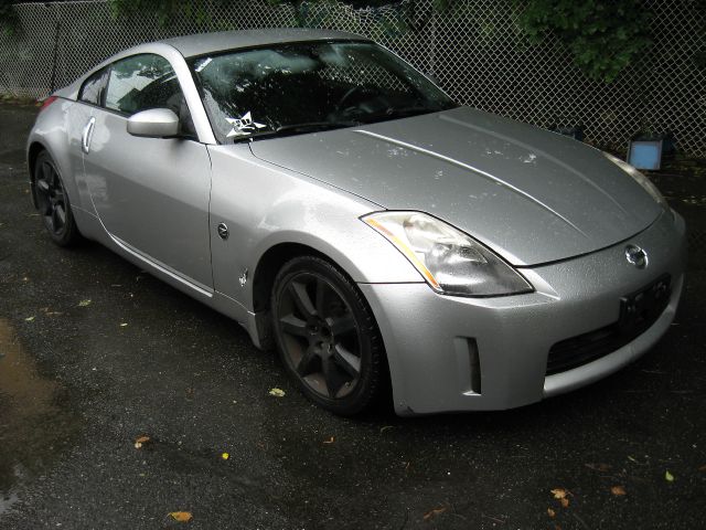 Nissan 350Z 2005 photo 2
