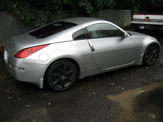 Nissan 350Z 2005 photo 3