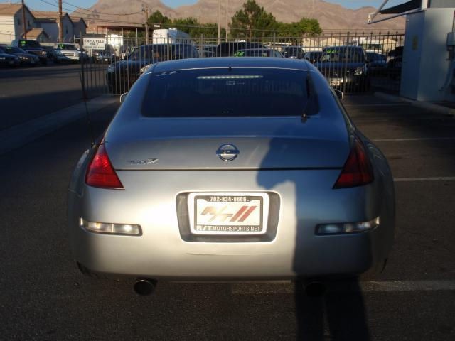 Nissan 350Z 2005 photo 4