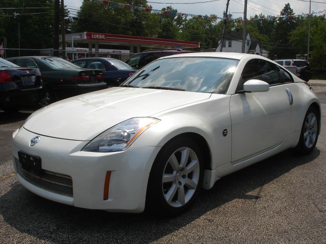 Nissan 350Z 2005 photo 2