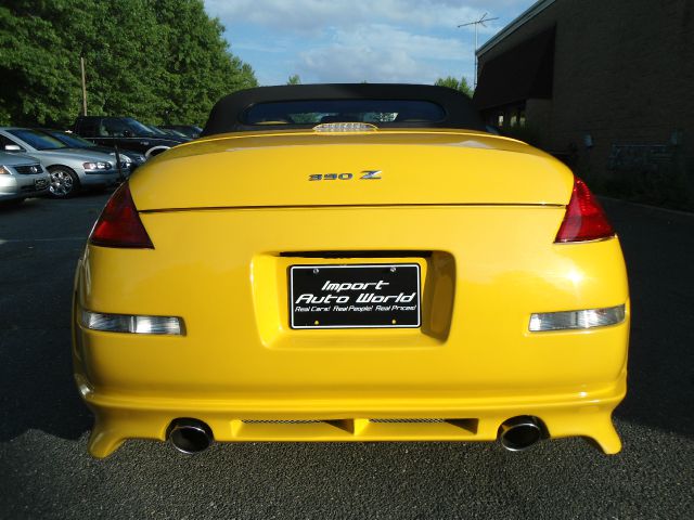 Nissan 350Z 2005 photo 3