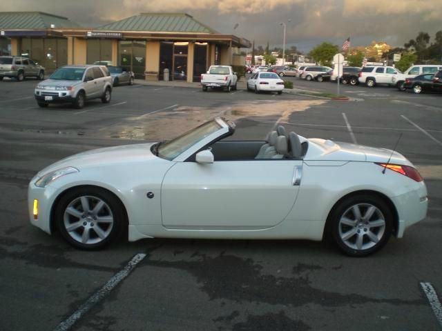 Nissan 350Z 2005 photo 10