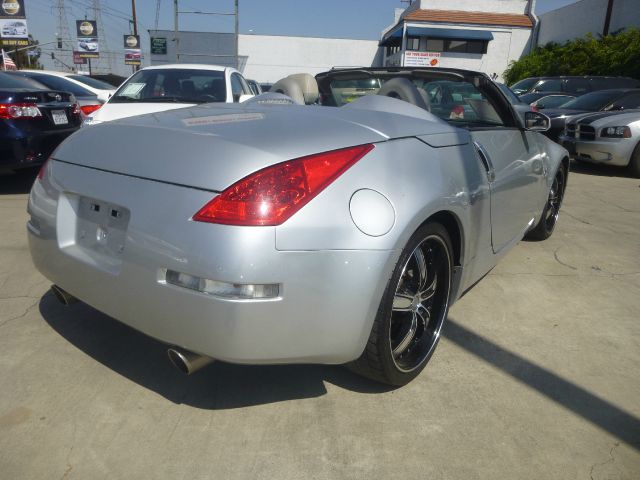 Nissan 350Z 2006 photo 2
