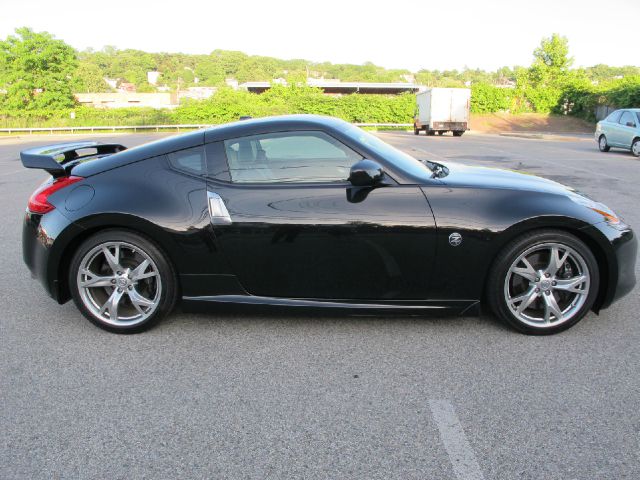 Nissan 370Z 2009 photo 10