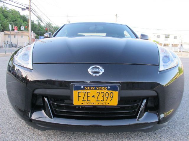 Nissan 370Z 2009 photo 2