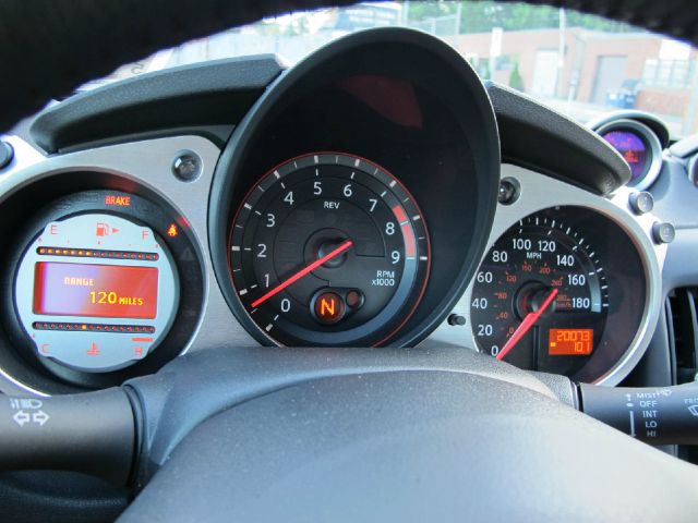Nissan 370Z 2009 photo 43