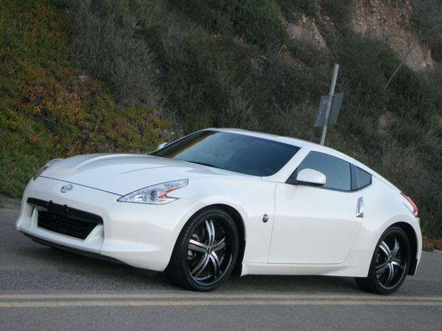 Nissan 370Z Unknown Coupe
