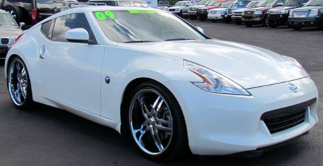 Nissan 370Z 2009 photo 4