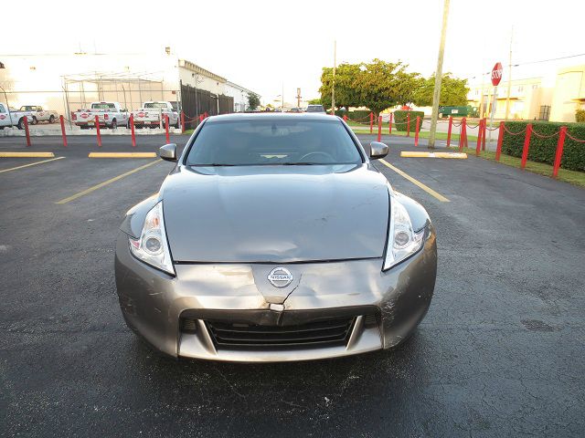 Nissan 370Z 2009 photo 2