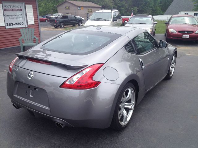 Nissan 370Z 2009 photo 14
