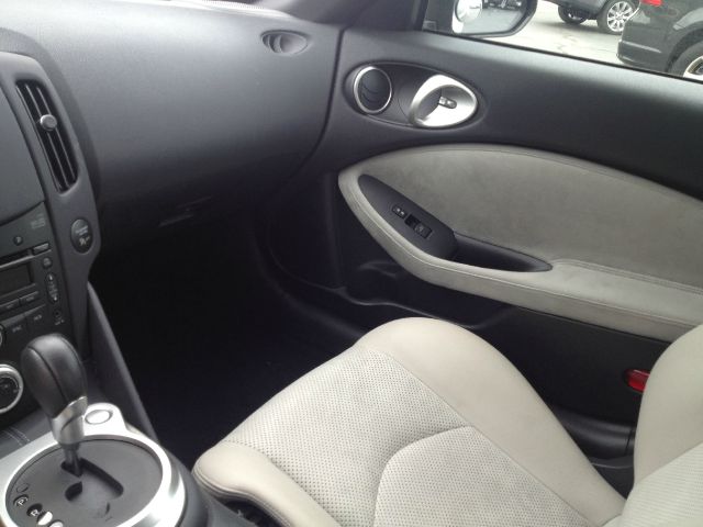 Nissan 370Z 2009 photo 5