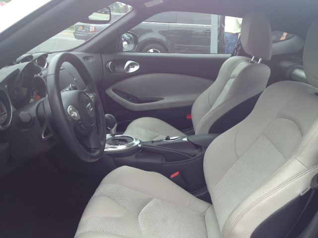 Nissan 370Z 2009 photo 8