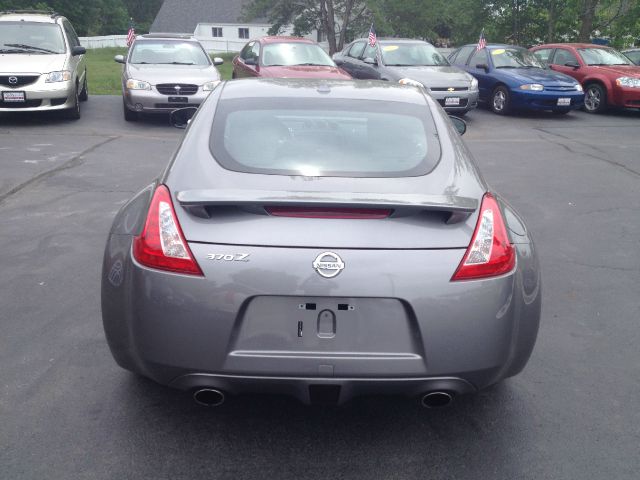 Nissan 370Z 2009 photo 9
