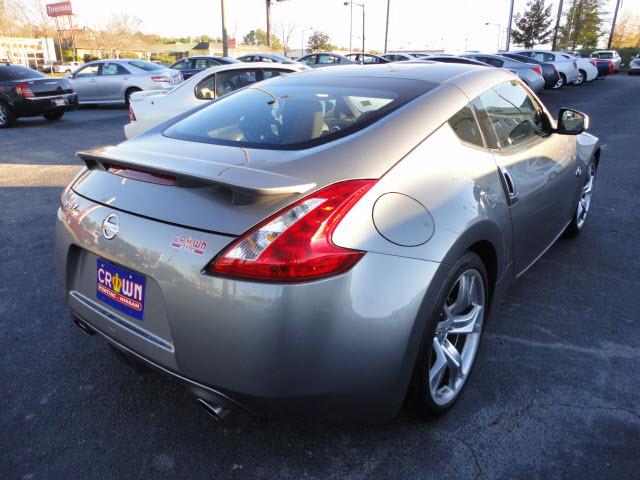 Nissan 370Z 2009 photo 3