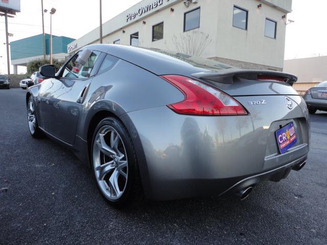Nissan 370Z 2009 photo 4