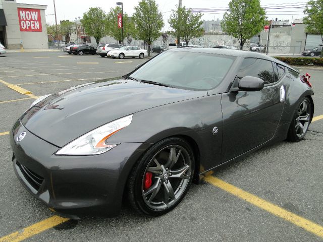Nissan 370Z 2010 photo 14