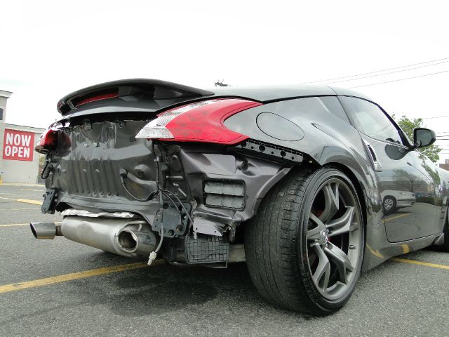 Nissan 370Z 2010 photo 20