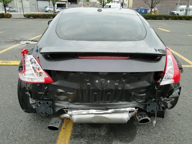 Nissan 370Z 2010 photo 21