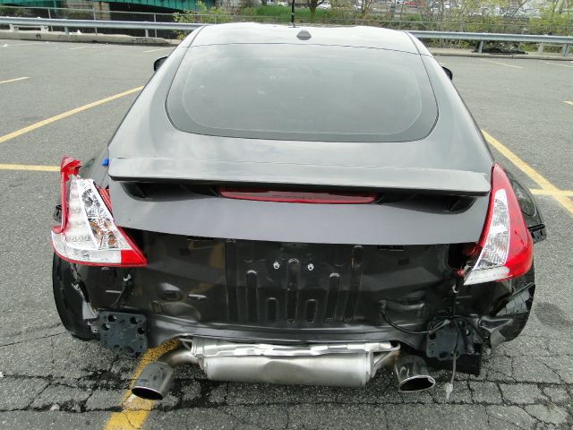 Nissan 370Z 2010 photo 40