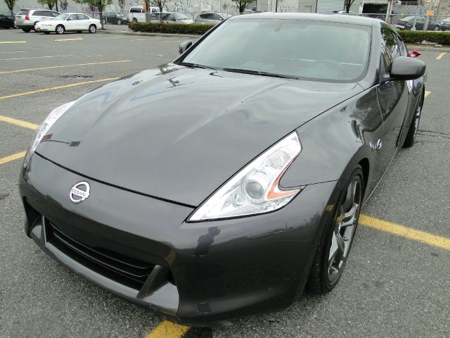 Nissan 370Z 2010 photo 5