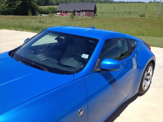 Nissan 370Z 2010 photo 11