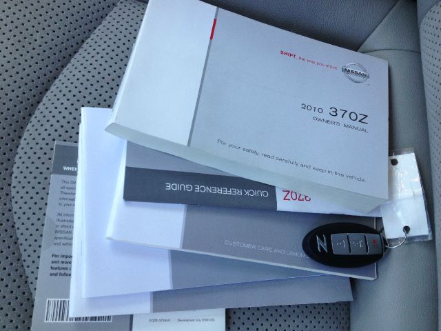 Nissan 370Z 2010 photo 14