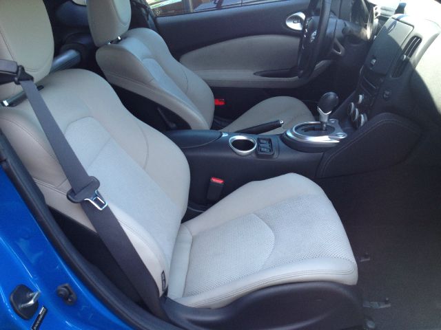 Nissan 370Z 2010 photo 21