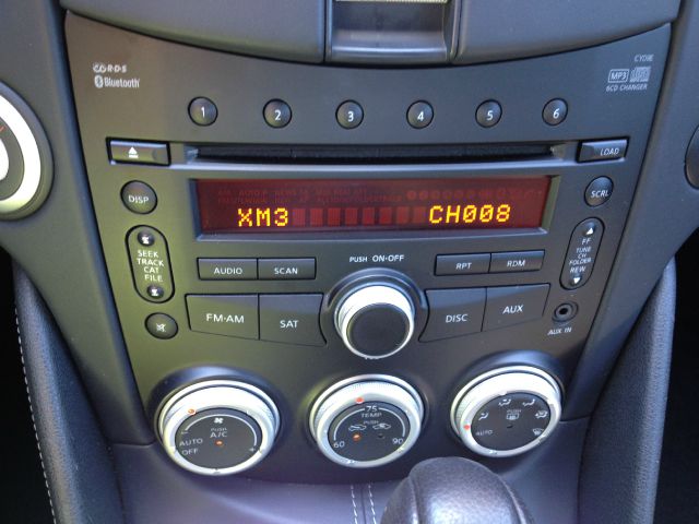 Nissan 370Z 2010 photo 28