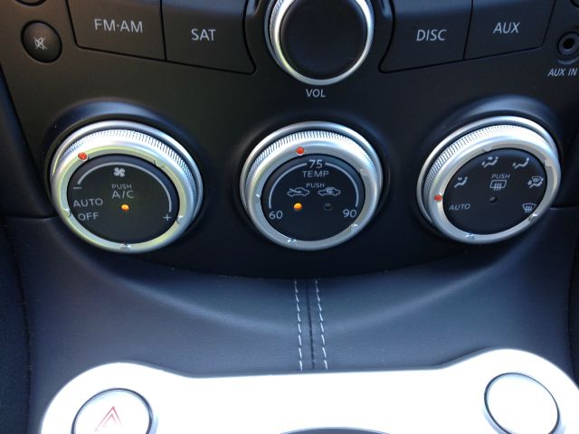 Nissan 370Z 2010 photo 29