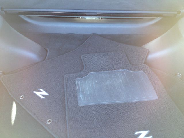 Nissan 370Z 2010 photo 35