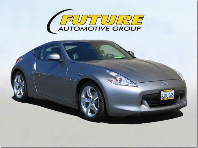 Nissan 370Z 2010 photo 4